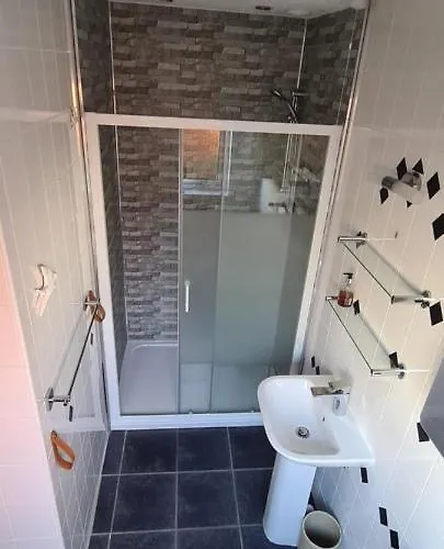 Lowefield B&B